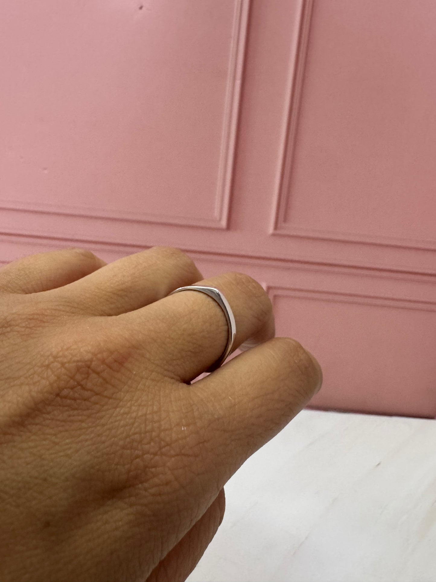 Anillo Redondo Triangular Chunky en Plata 925 - Diseño Geométrico