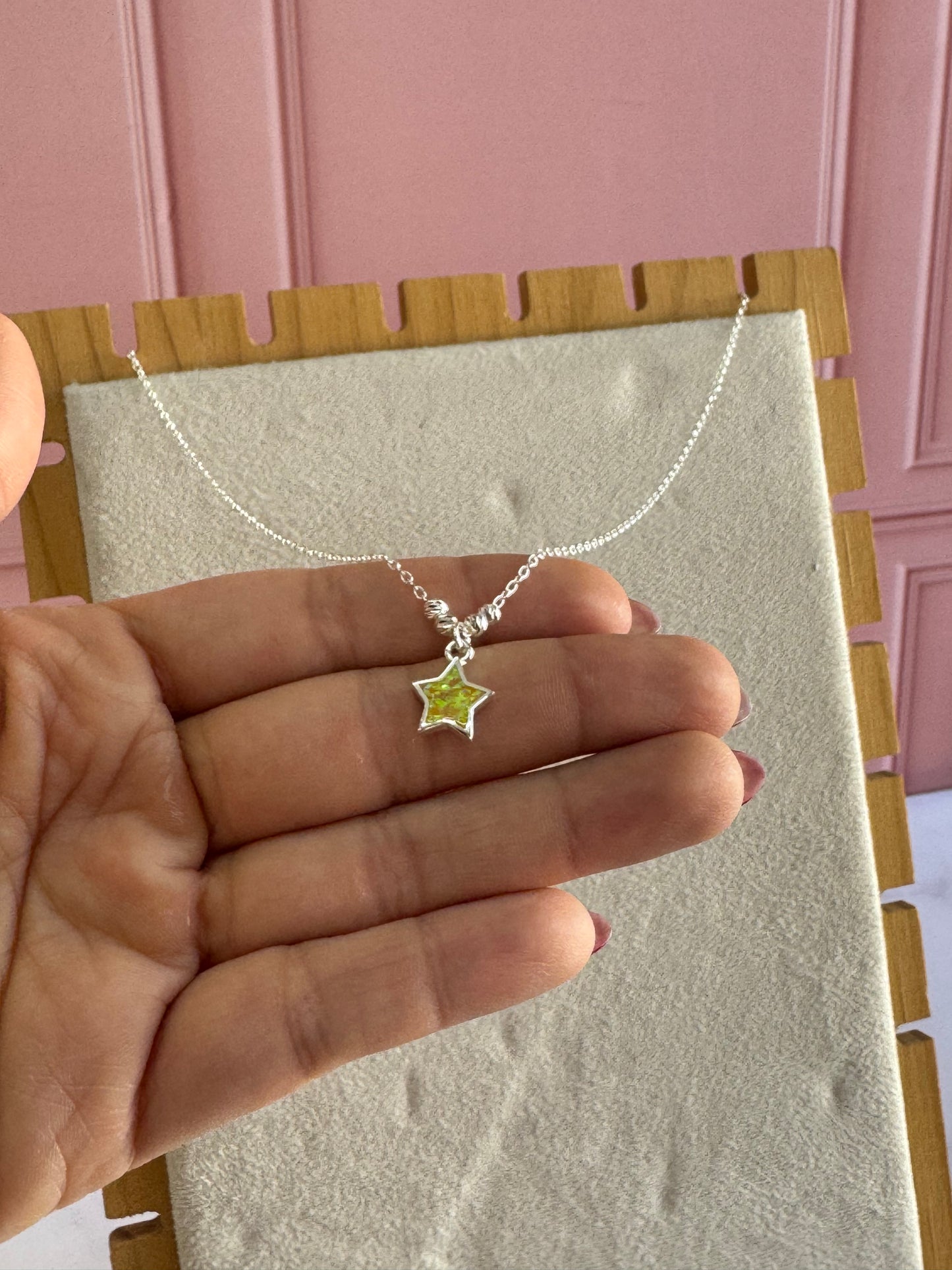 Collar Estrella Opalina de Plata 925 - Brilla con Luz Propia | Romina Joyería