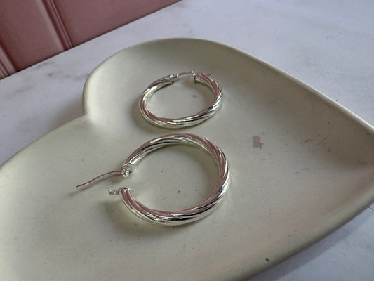 Arracadas Rayadas de Plata 925 - 4mm x 2.5cm | Romina Joyería