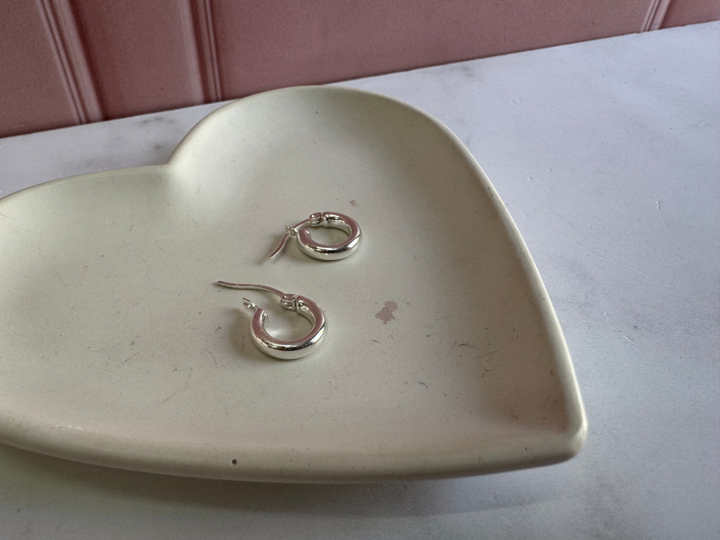 Arracada Lisa 3x1.5 en Plata 925 - Diseño Minimalista