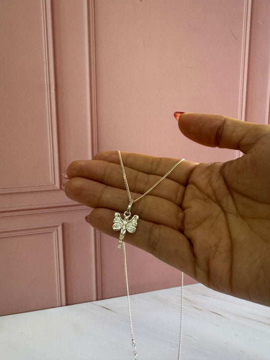 Collar Hadita en Plata 925 - Diseño Delicado y Mágico