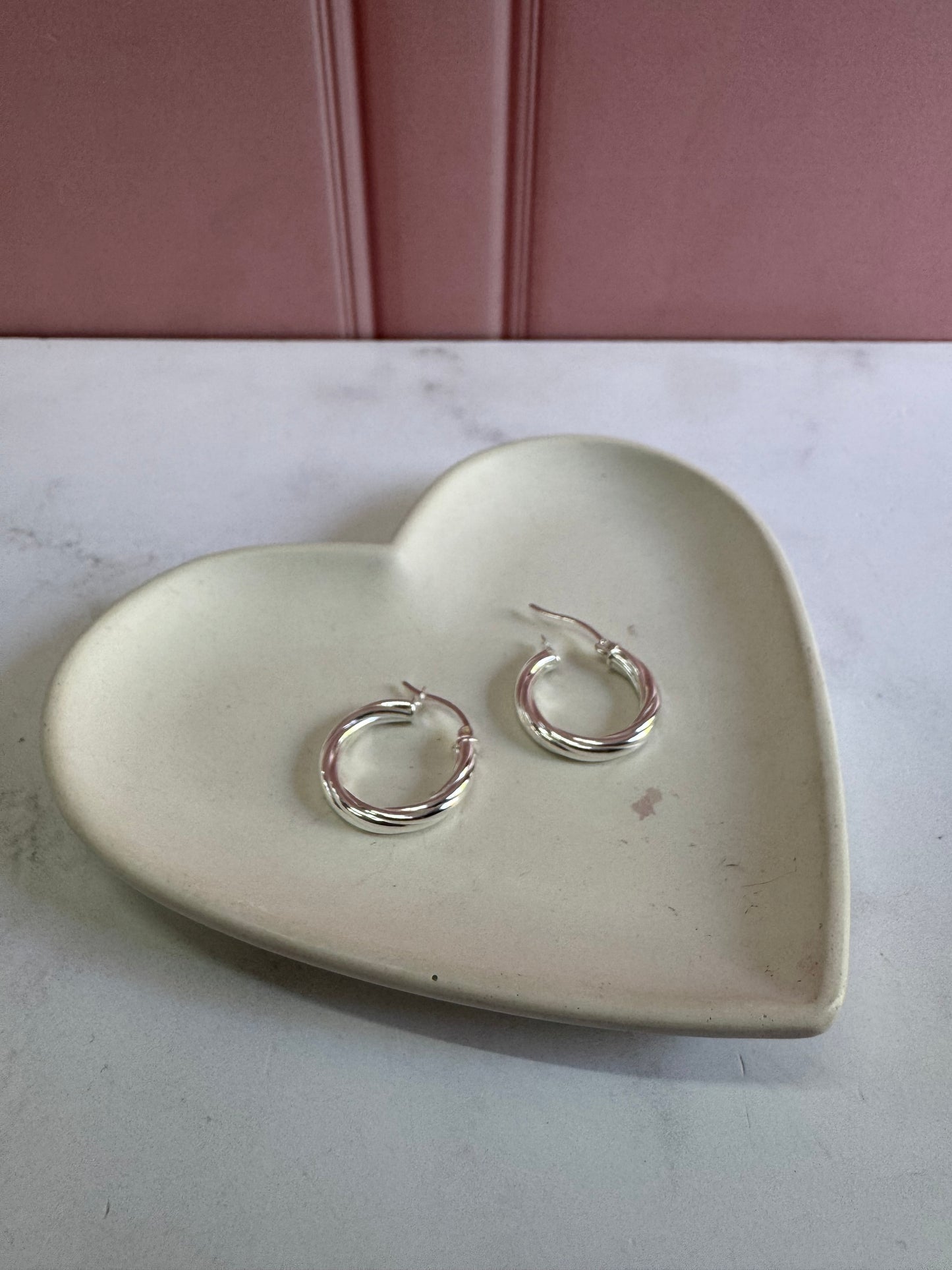 Arracadas Rayadas de Plata 925 - 4mm x 2cm | Romina Joyería