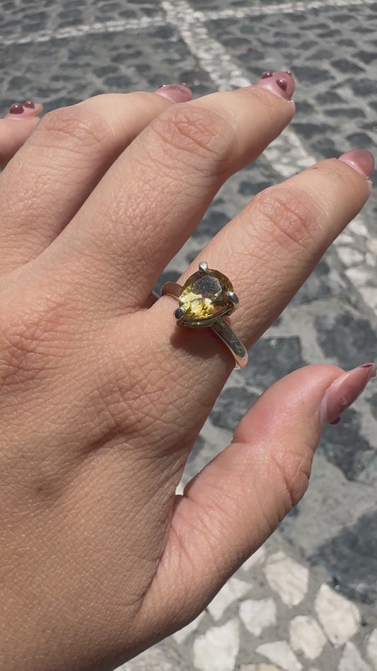 Anillo Turmalina Amarilla Natural de Brasil | Plata .925 – Romina Joyería